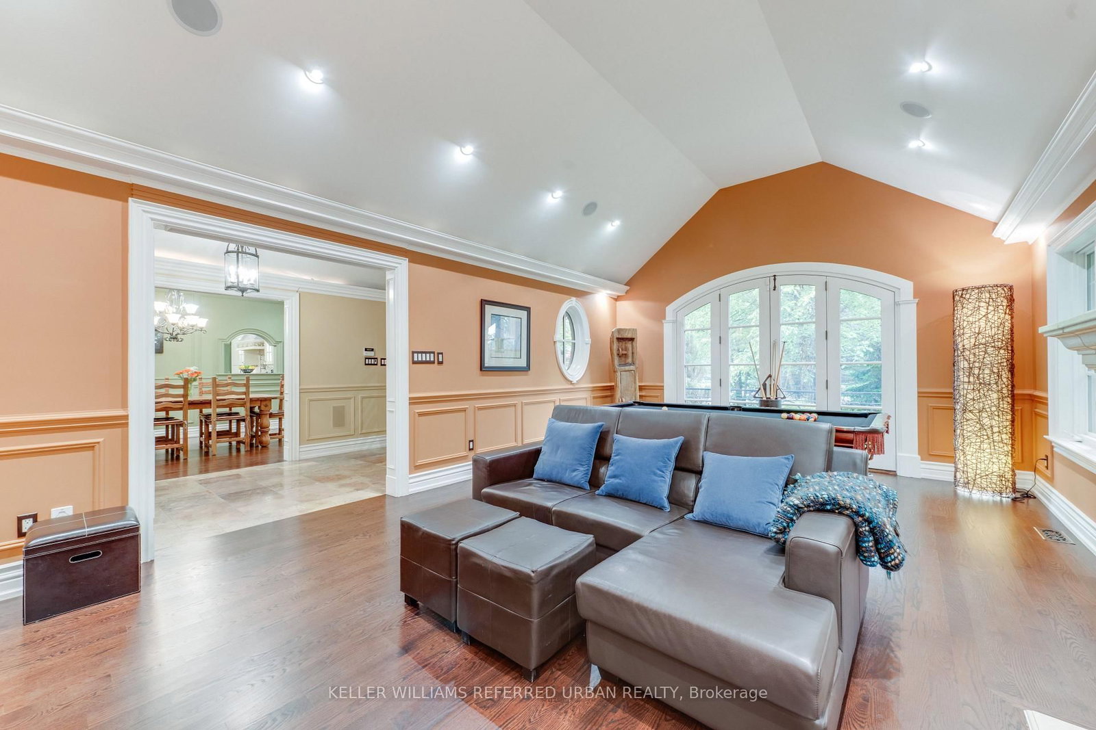 11 Country Club Dr, Toronto — 10