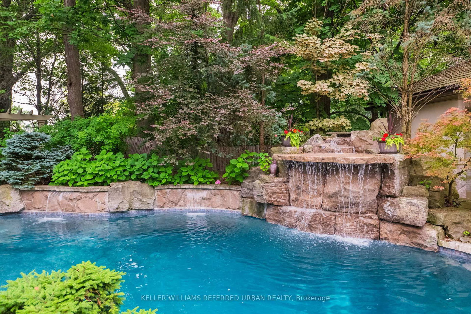 11 Country Club Dr, Toronto — 35