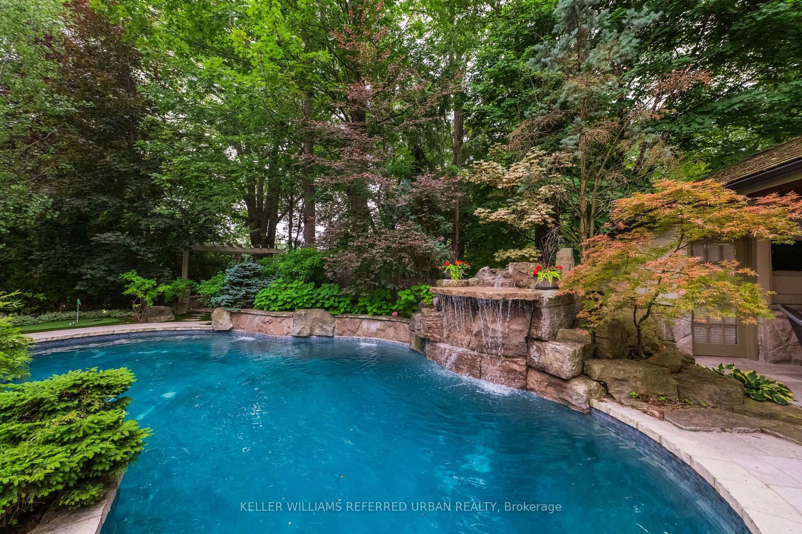 11 Country Club Dr, Toronto — 36