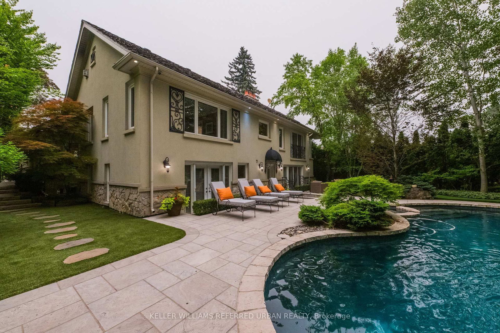 11 Country Club Dr, Toronto — 39