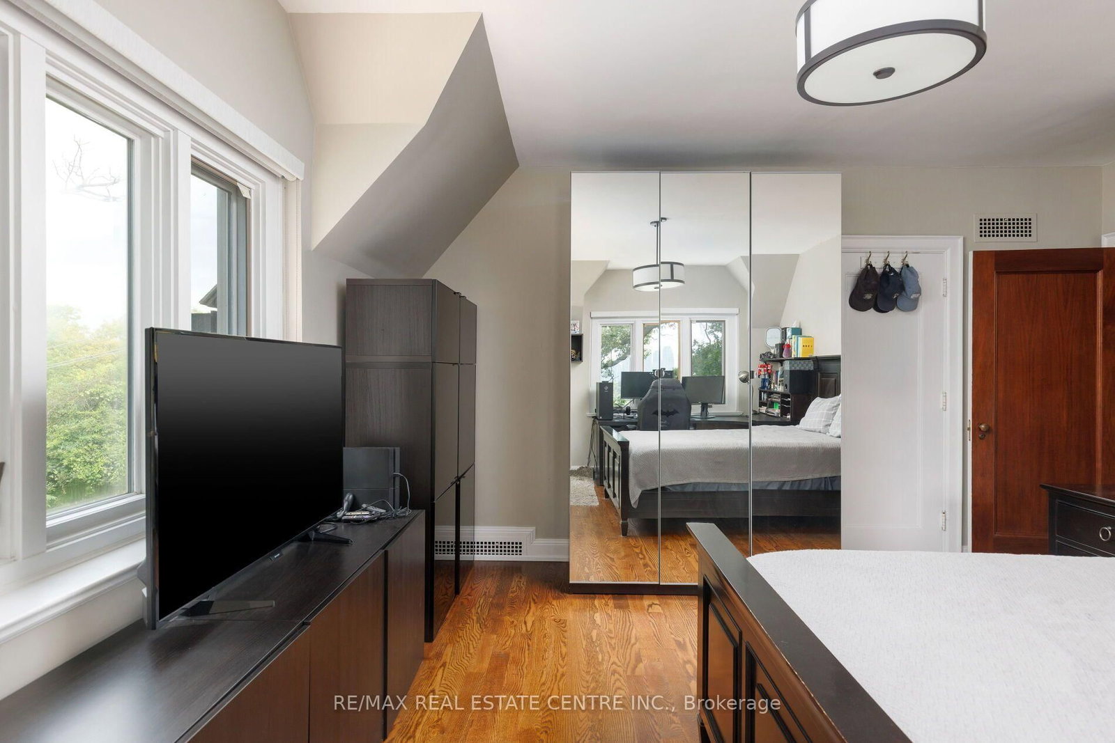 7 Riverside Tr, Toronto — 27