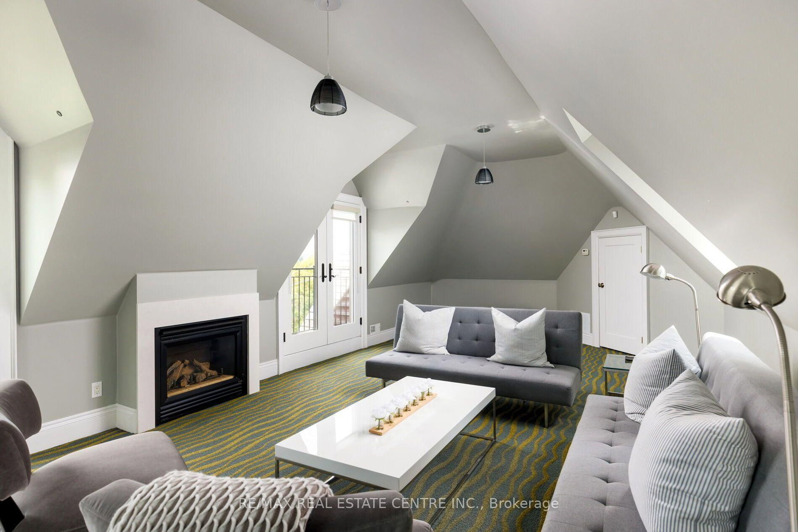 7 Riverside Tr, Toronto — 37