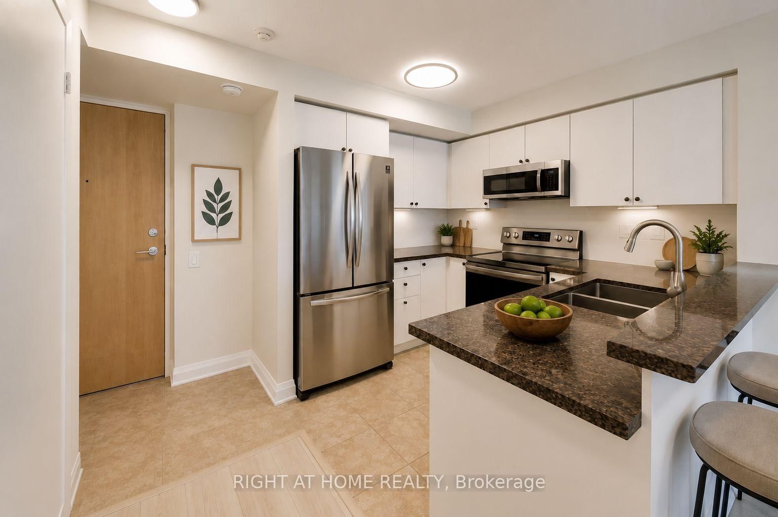 407-1040 The Queensway, Toronto — 19
