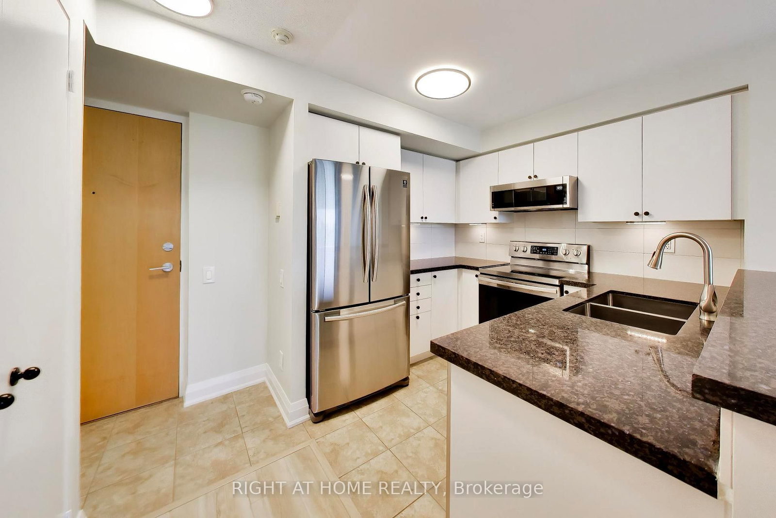 407-1040 The Queensway, Toronto — 20