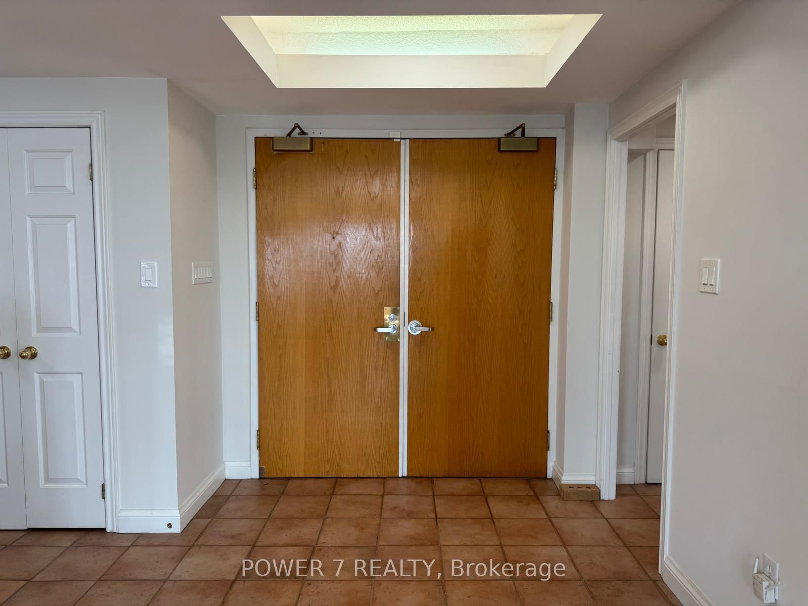 PH304-101 Subway Cres, Toronto — 10