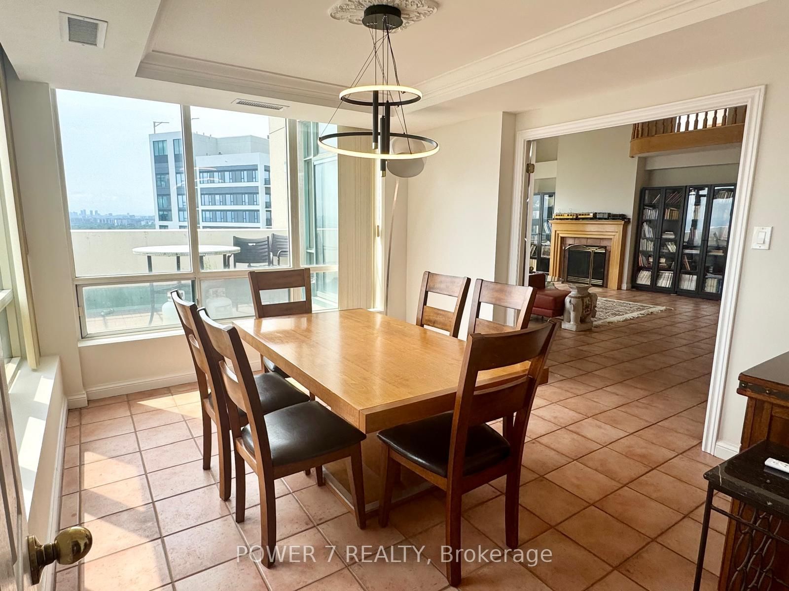 PH304-101 Subway Cres, Toronto — 11