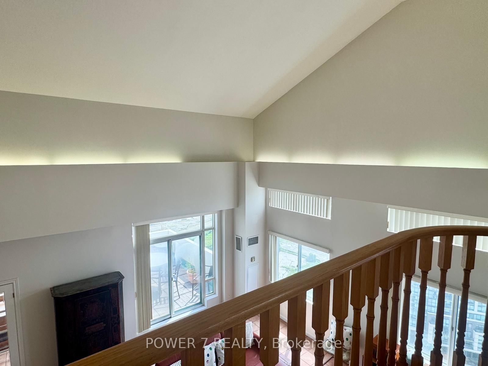 PH304-101 Subway Cres, Toronto — 27