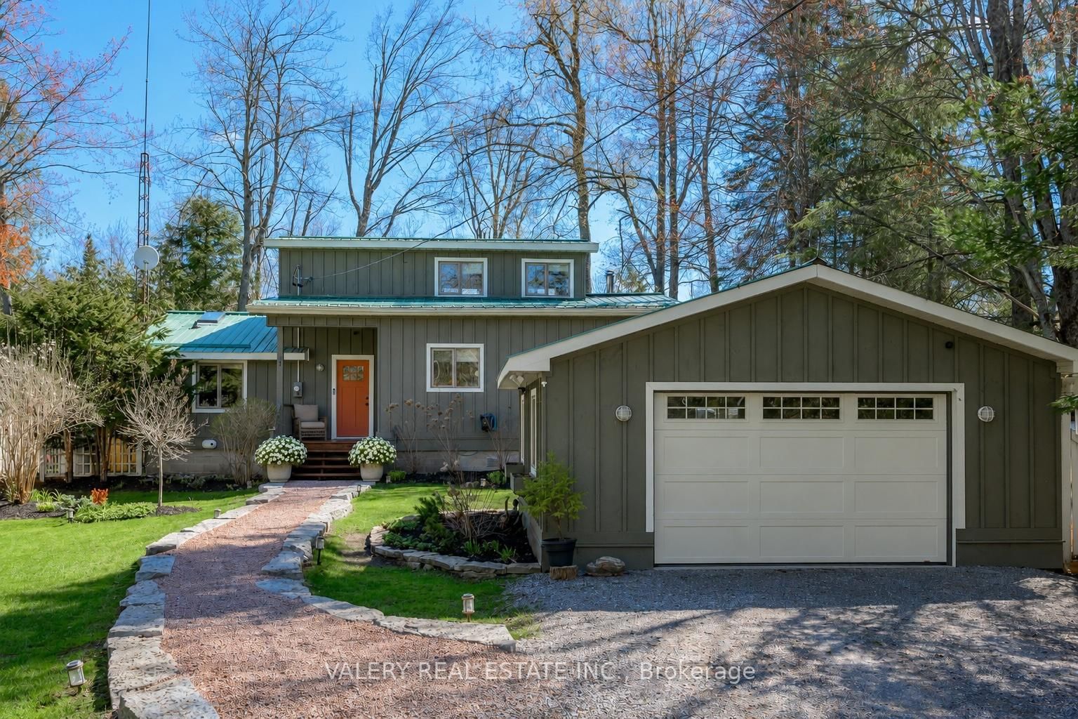 355 Southam Dr, Kawartha Lakes — 3