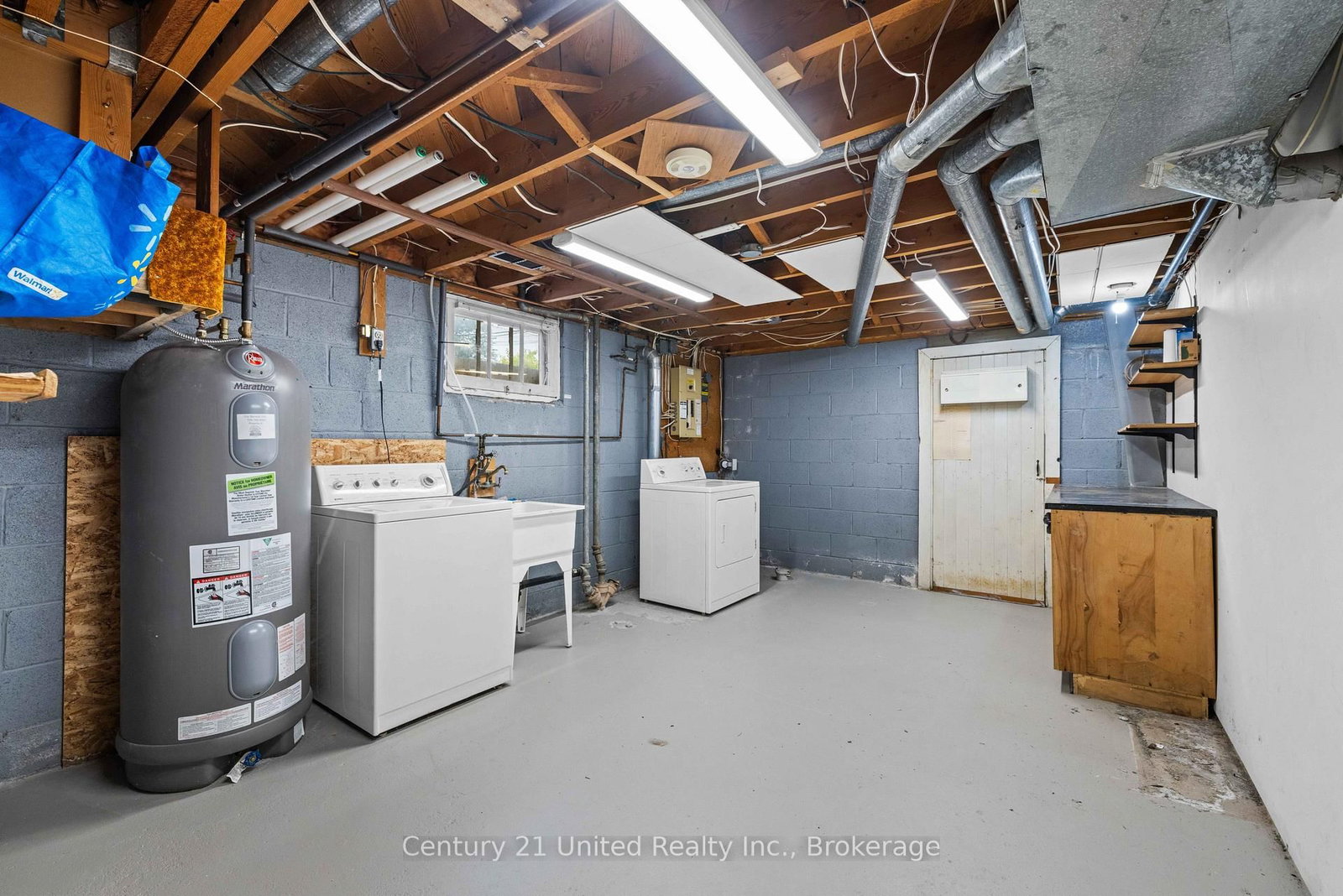 377 Chesterfield Ave, Peterborough — 14