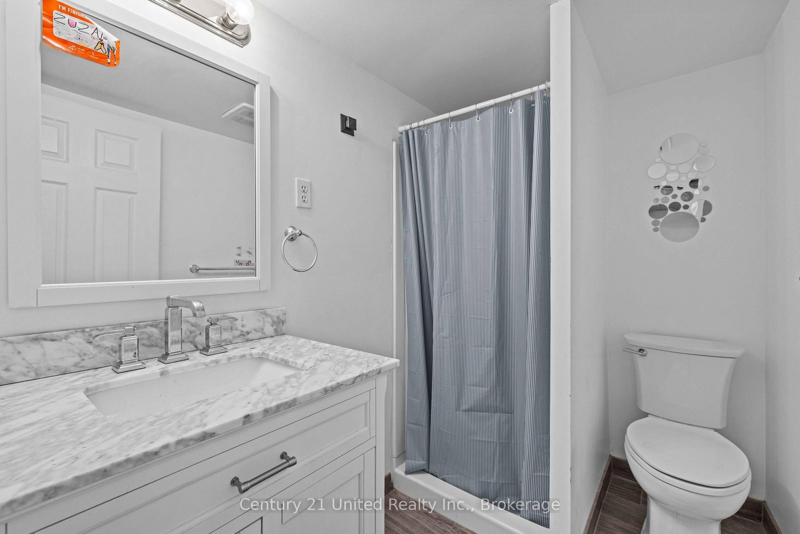 377 Chesterfield Ave, Peterborough — 15