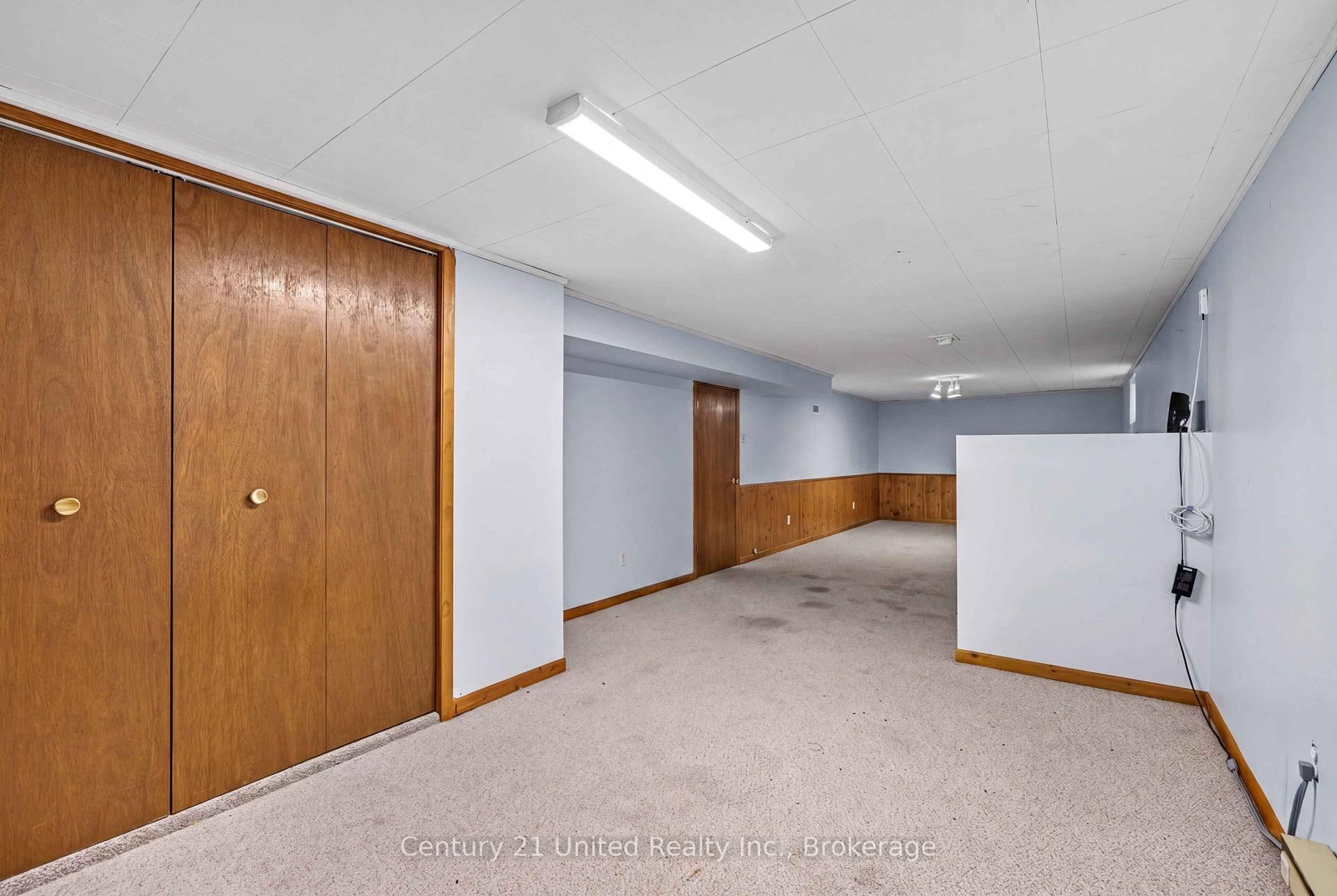 377 Chesterfield Ave, Peterborough — 17