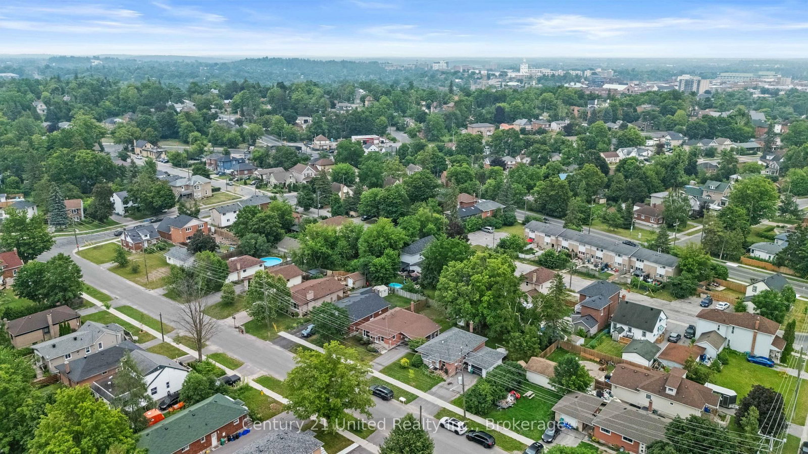 377 Chesterfield Ave, Peterborough — 27